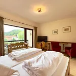 Forsthaus * Oberau (Garmisch-Partenkirchen)