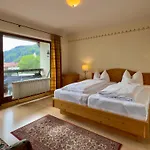 Forsthaus Inn *